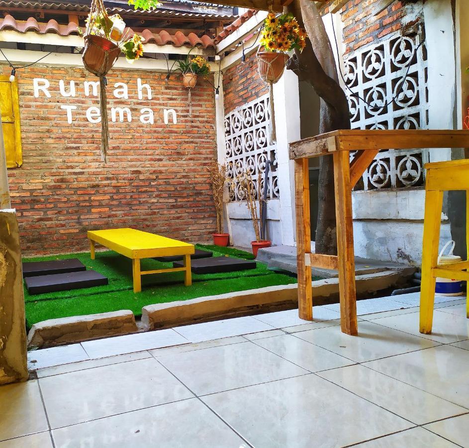 Rumah Teman Backpacker Семаранг Екстер'єр фото